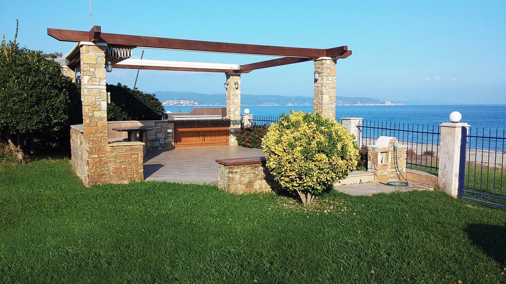 Villa Nefeli - Akti Salonikiou A Агиос Николаос Екстериор снимка